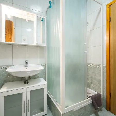 Apartman 7+ Blace