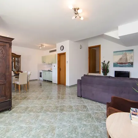 7+ * Blace