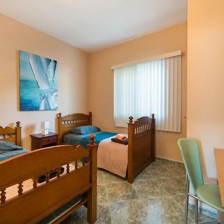 Apartman 7+ Blace